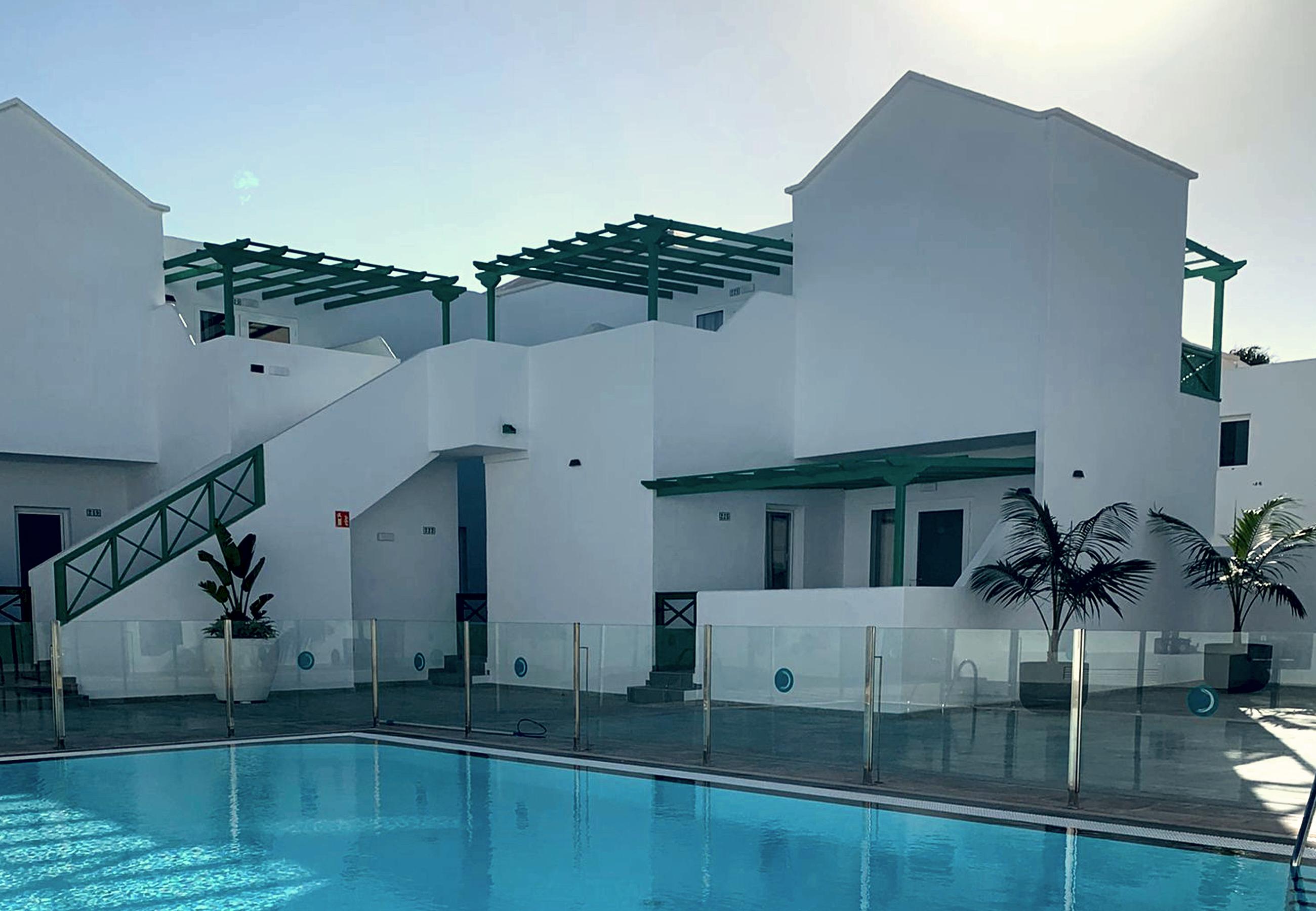 Apartamentos Celeste Costa Teguise Bagian luar foto