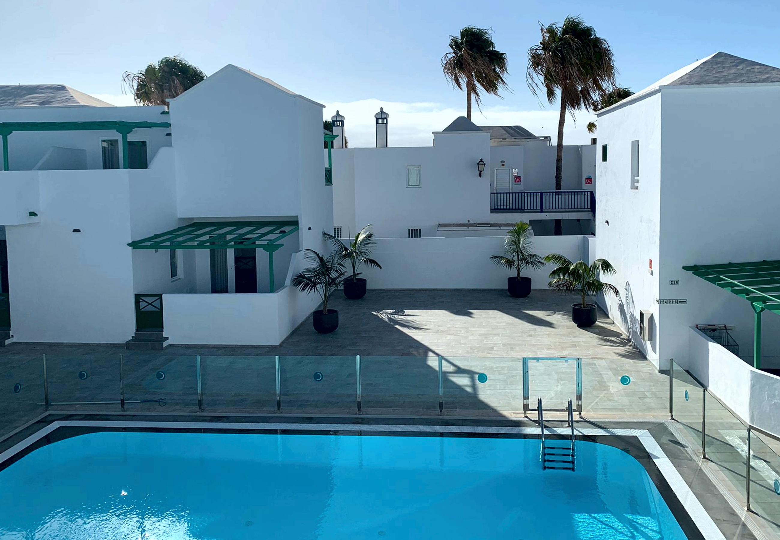 Apartamentos Celeste Costa Teguise Bagian luar foto