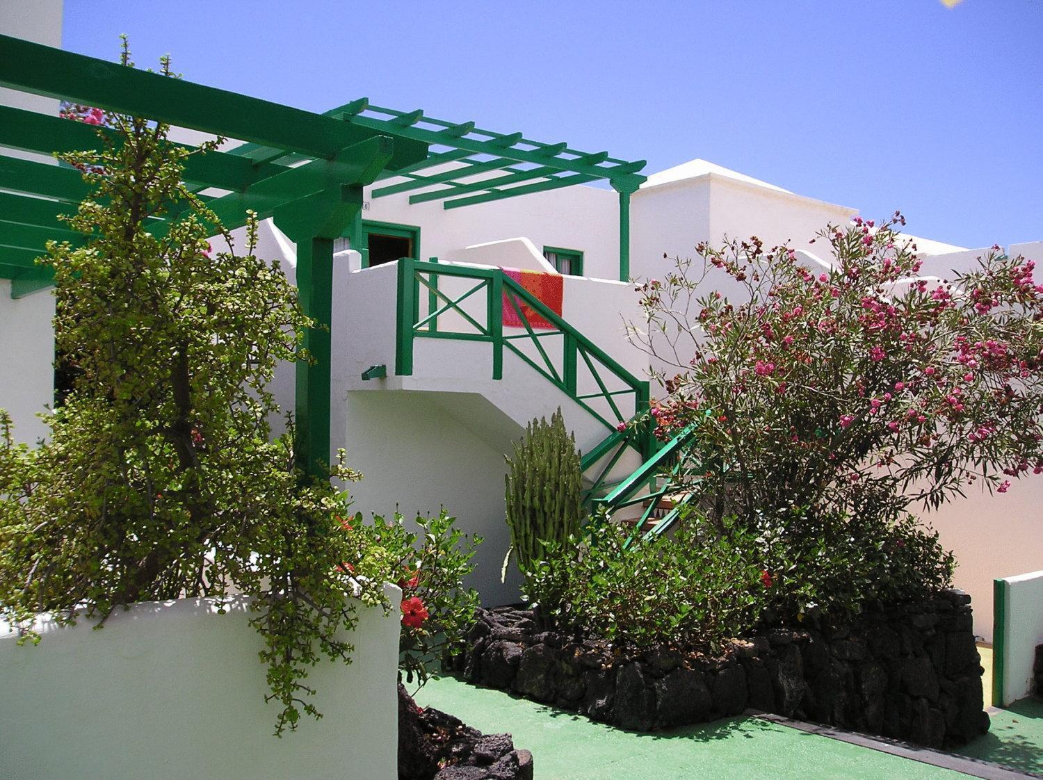 Apartamentos Celeste Costa Teguise Bagian luar foto