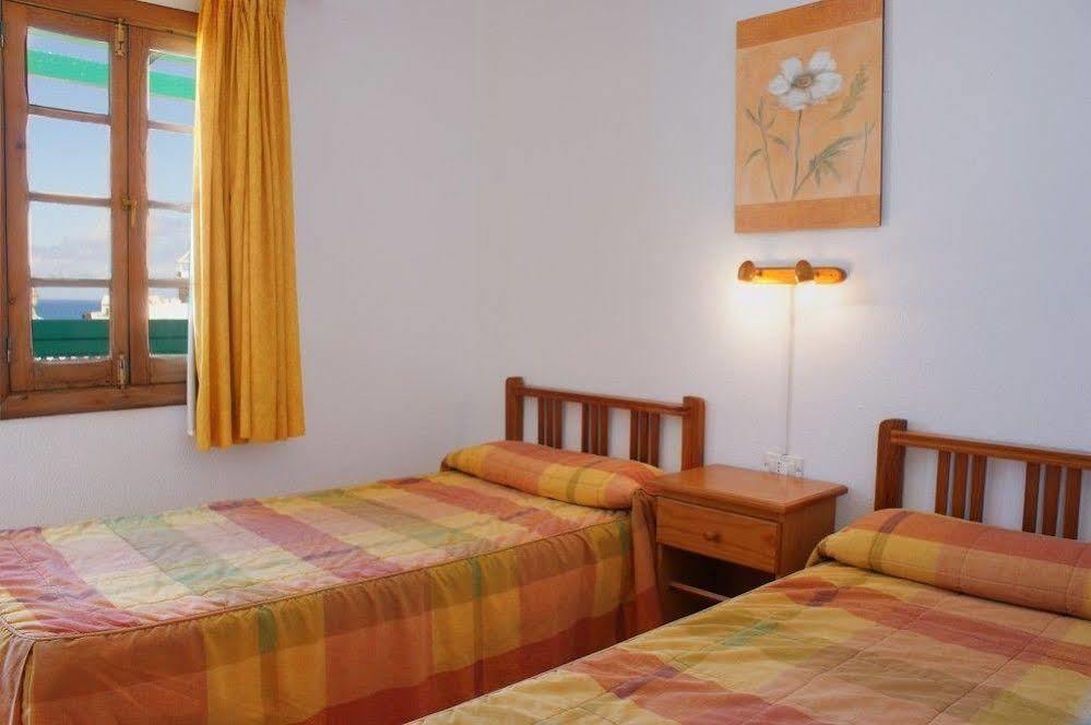 Apartamentos Celeste Costa Teguise Bagian luar foto